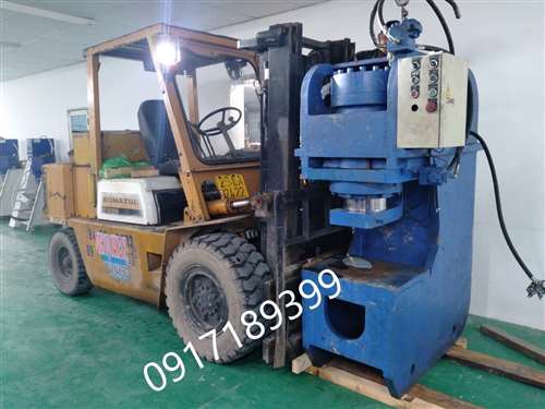 Cho thuê xe nâng tại Hoàng Mai Đại Kim, Định Công, Giáp Bát, Hoàng Liệt, Hoàng Văn Thụ, Lĩnh Nam, Mai Động, Tân Mai, Thanh Trì, Thịnh Liệt, Trần Phú, Tương Mai, Vĩnh Hưng, Yên Sở. Bằng liệt, Bùi Huy Bích, Bùi Quốc Khánh, Bùi Xương Trạch, Đại Từ, Đạm Phương, Đặng Xuân Bảng, Đền Lừ, Định Công, Định Công Hạ, Định Công Thượng, Đông Thiên, Dương Văn Bé, Giải Phóng, Giáp Bát, Giáp Nhị, Hà Kế Tán, Hoàng Liệt, Hoàng Mai, Hồng Quang, Hưng Phúc, Hưng Thịnh, Khuyến Lương, Kim Đồng, Kim Giang, Linh Đàm, Linh Đường, Lĩnh Nam, Lương Khánh Thiện, Mai Động, Nam Dư, Nam Sơn, Nghiêm Xuân Yêm, Ngọc Hồi, Ngũ Nhạc, Nguyễn An Ninh, Nguyễn Cảnh Dị, Nguyễn Chính, Nguyễn Công Thái, Nguyễn Đức Cảnh, Nguyễn Duy Trinh, Nguyễn Hữu Thọ, Nguyễn Khoái, Nguyễn Phan Chánh, Nguyễn Xiển, Sở Thượng, Tam Trinh, Tân Khai, Tân Mai, Tây Trà, Thanh Đàm, Thanh Lân, Thịnh Liệt, Thúy Lĩnh, Trần Điền, Trần Hòa, Trần Nguyên Đán, Trần Thủ Độ, Trịnh Đình Cửu, Trương Định, Tương Mai, Văn Tân, Vĩnh Hưng, Vũ Tông Phan, Yên Duyên